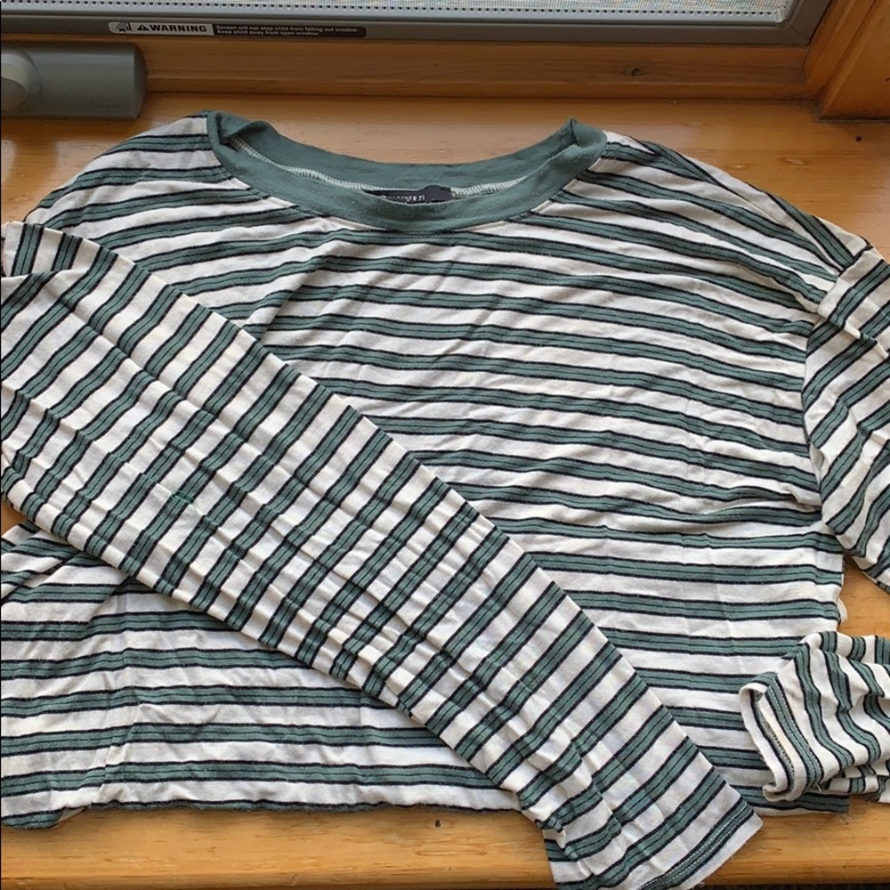 Forever 21 long sleeve shirt